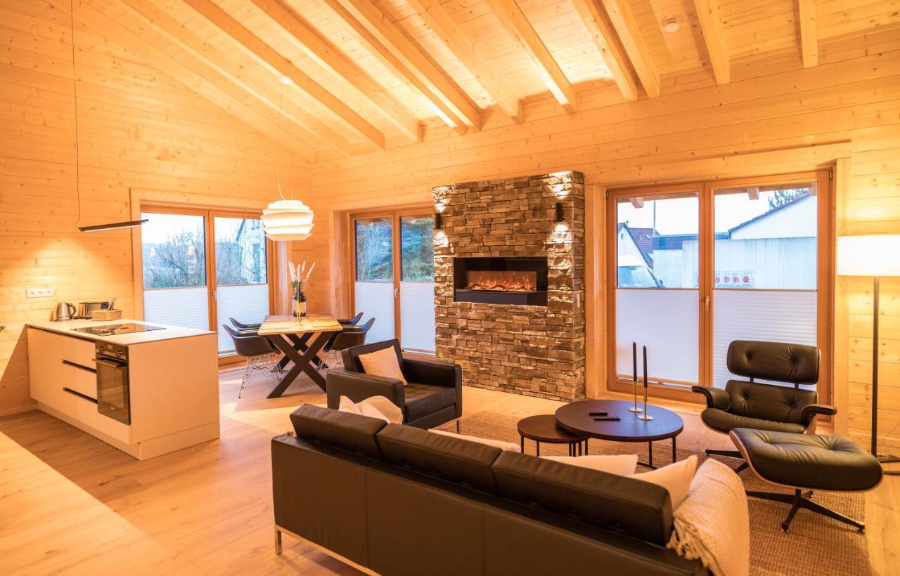 Netten Naturerlebnis Holz-Chalets Daun Buitenkant foto