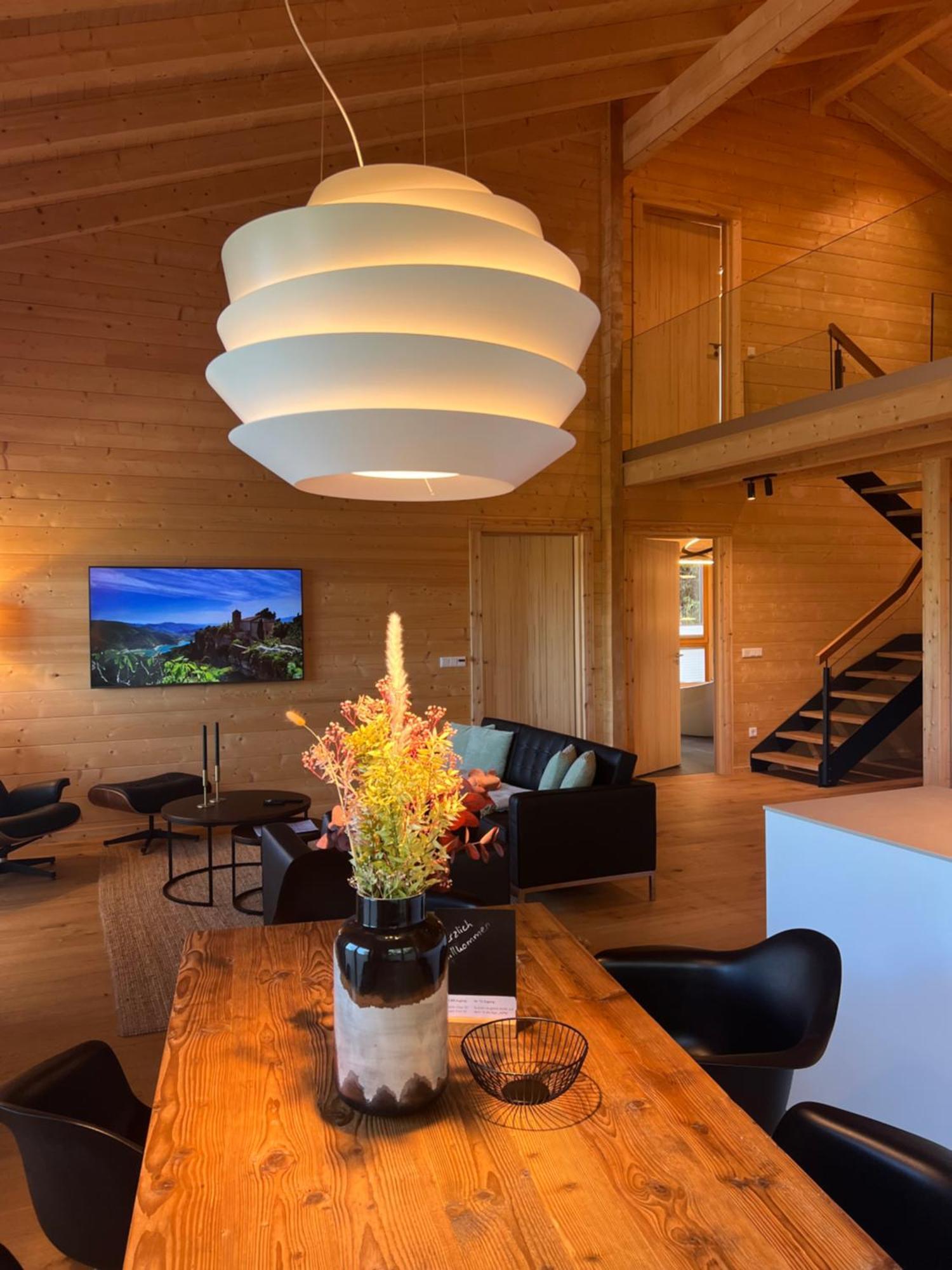 Netten Naturerlebnis Holz-Chalets Daun Buitenkant foto